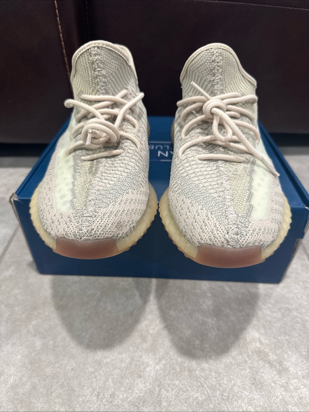 Adidas Yeezy Boost 350 V2 Citrin Non-Reflective Size 12 - Picture 2 of 5